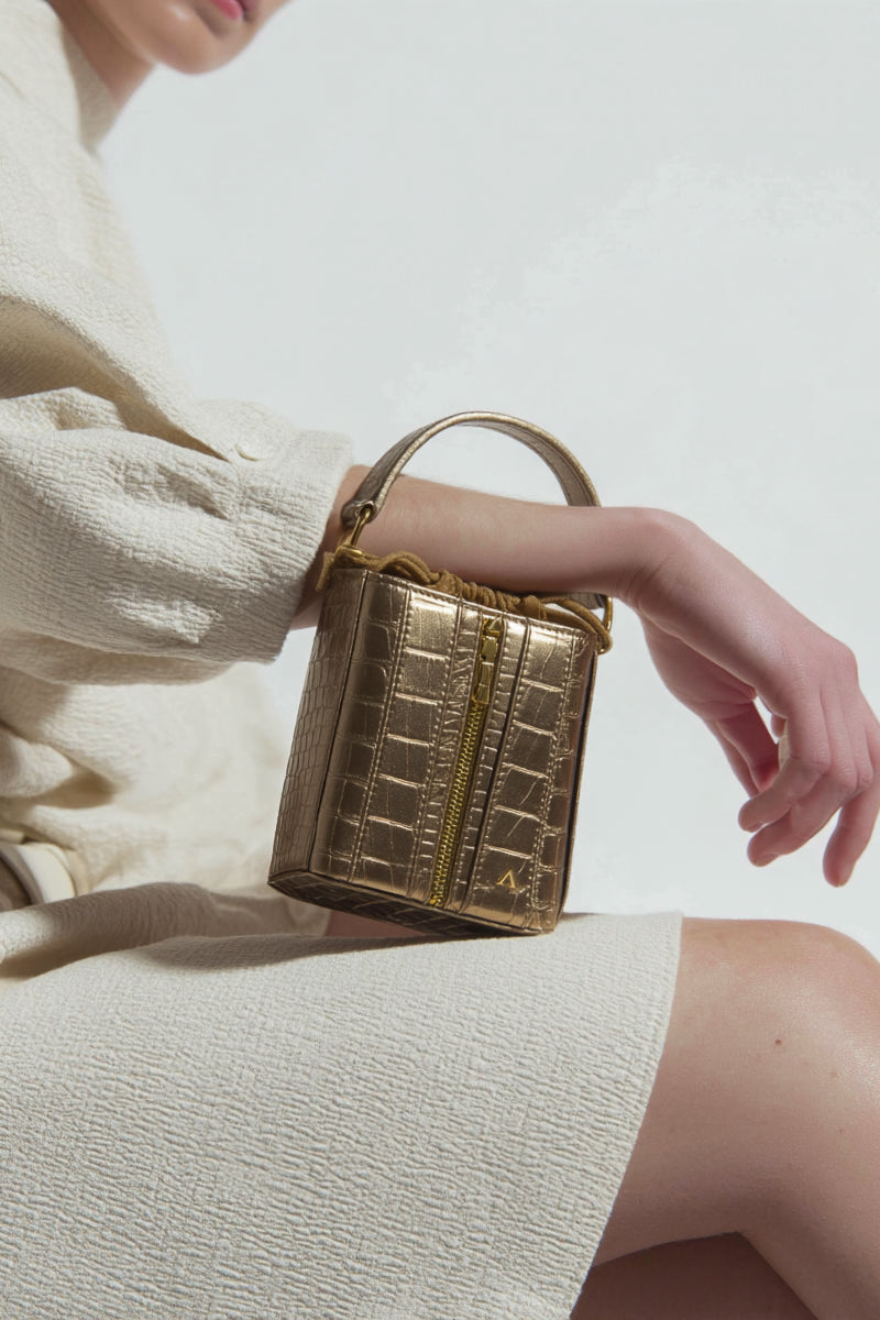 Giorgia Bucket - Liquid Bronze