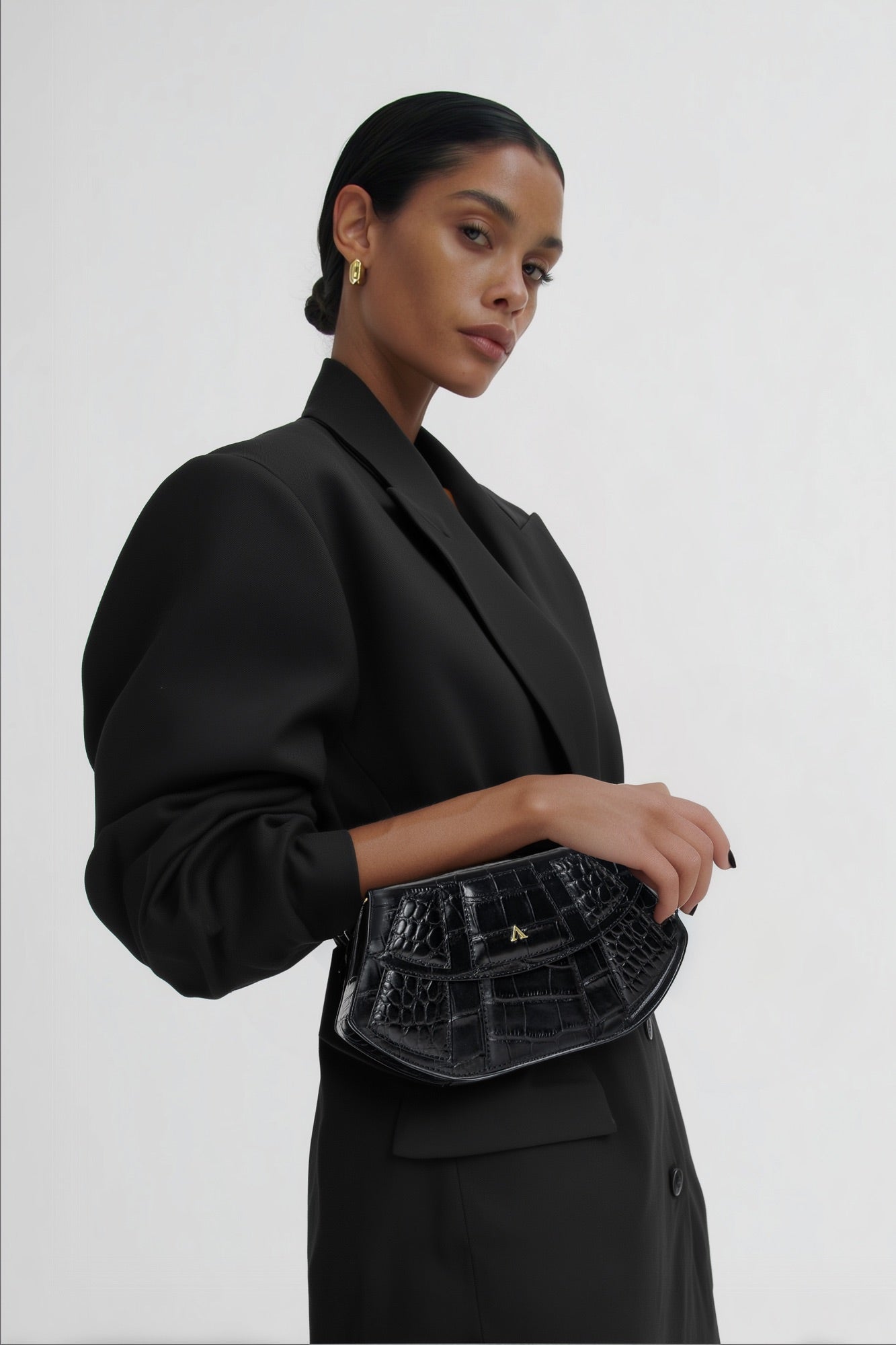 Lusso - Midnight Black