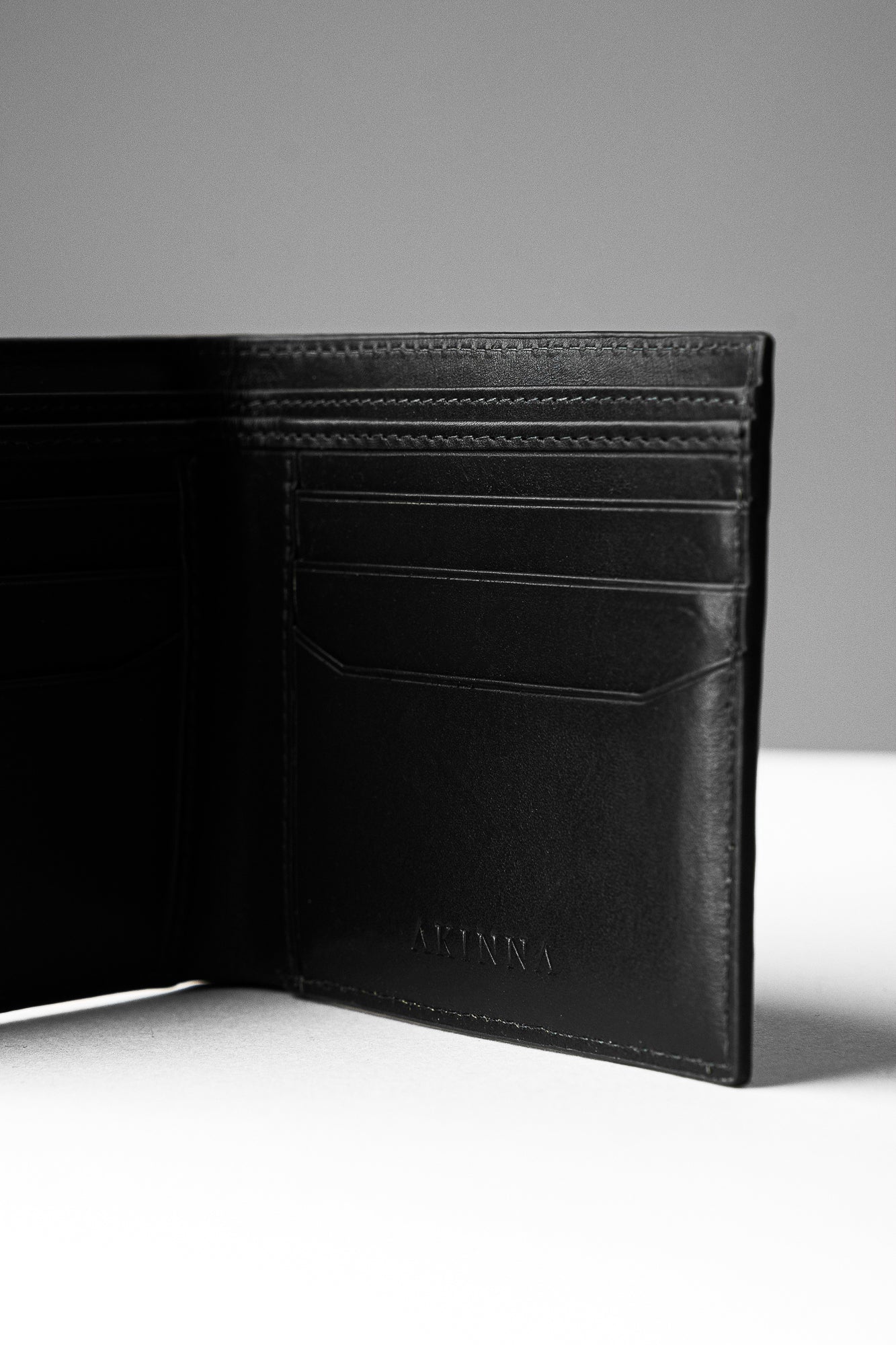Prestigio Men’s Wallet with Detachable Cardholder - Midnight Black