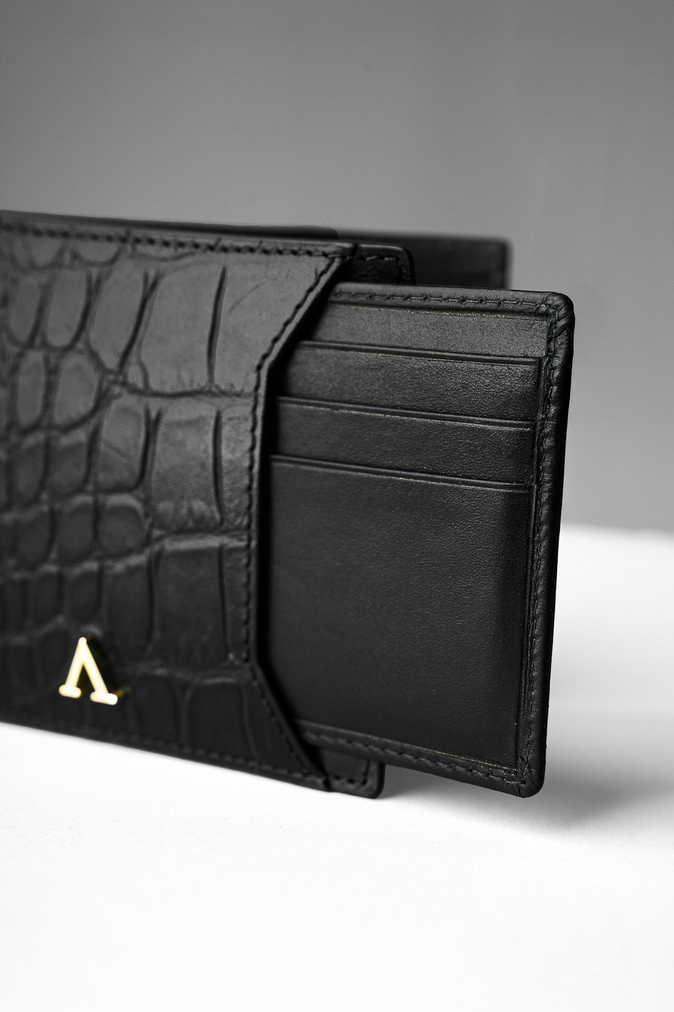Prestigio Men’s Wallet with Detachable Cardholder - Midnight Black