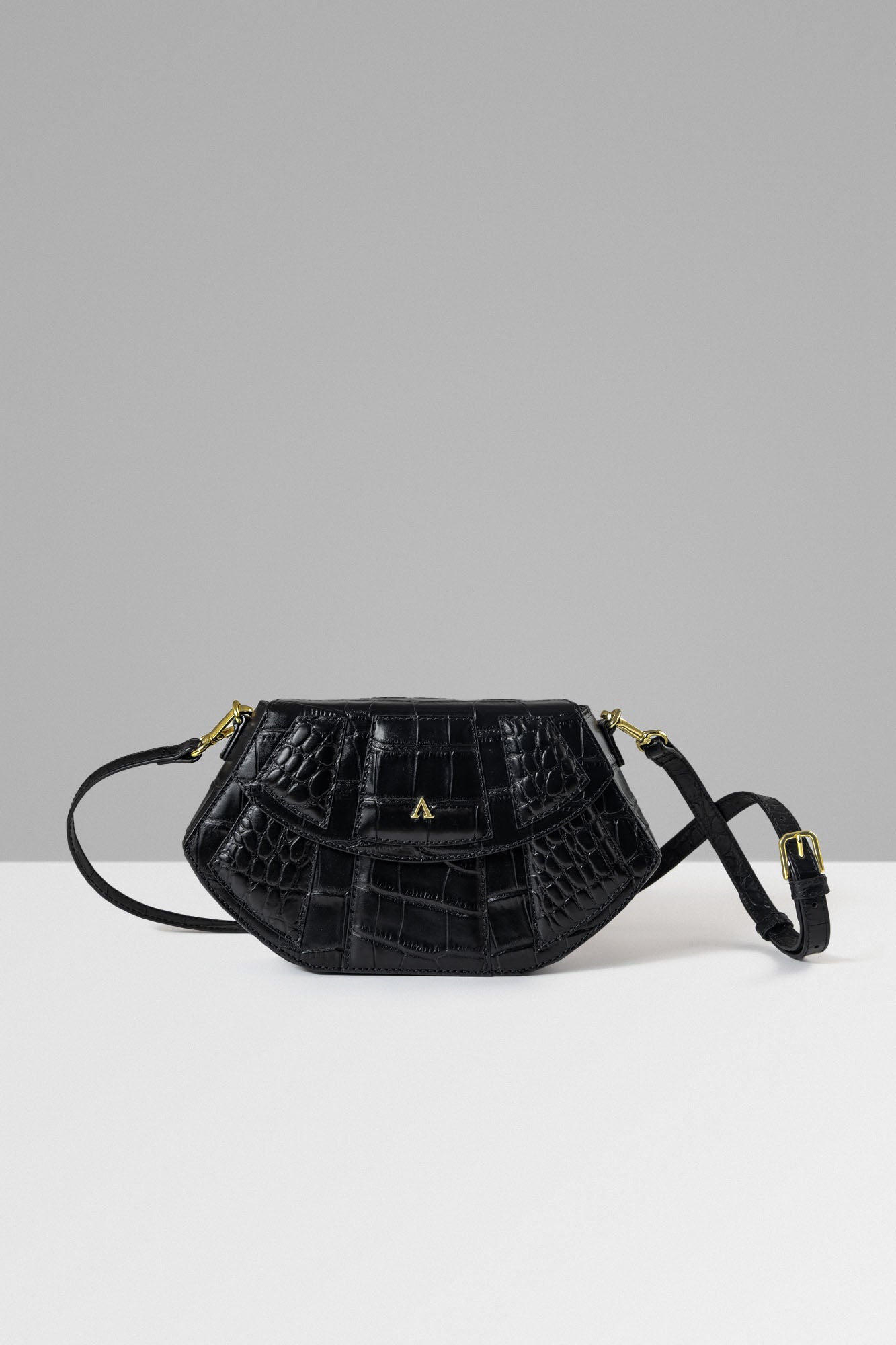 Lusso - Midnight Black