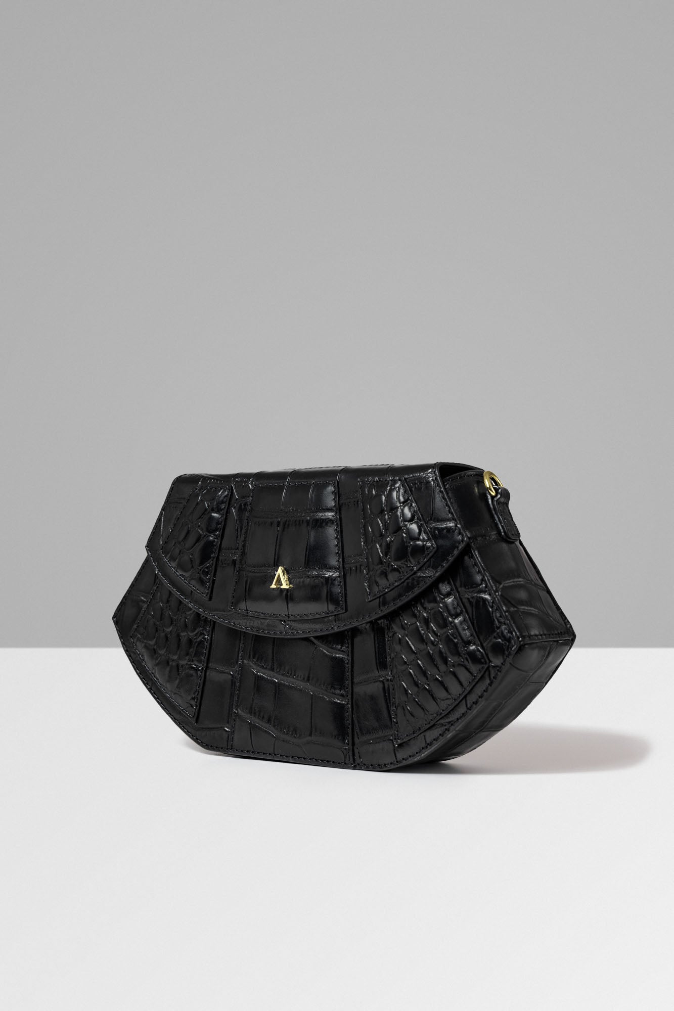 Lusso - Midnight Black