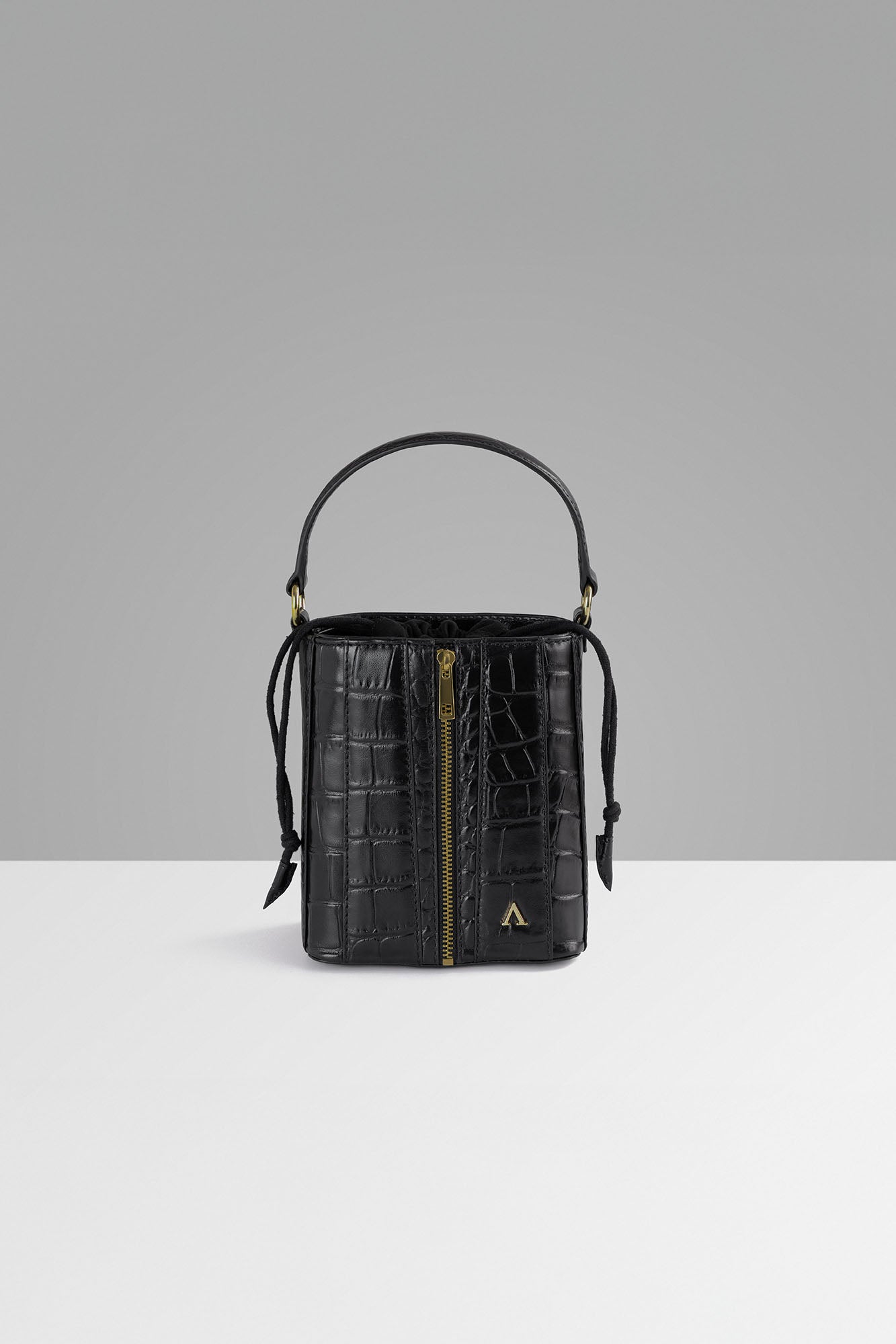 Giorgia Bucket - Midnight Black